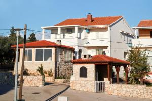 Apartments with a parking space Novalja, Pag - 4097 