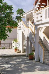 Apartments with parking space Metajna, Pag - 4117