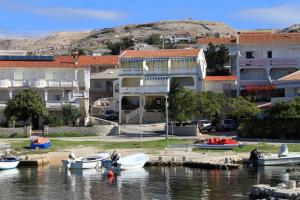 Apartments by the sea Kustici, Pag - 4129 