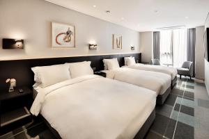 Phòng 4 người B – Không gồm đỗ xe (Quadruple Room B - No Parking Included)