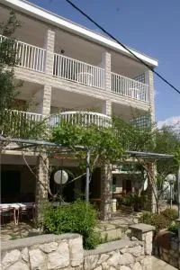 Rooms by the sea Jakisnica, Pag - 4076 - Lun