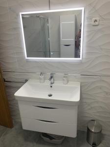 Apartments with parking space Grebastica, Sibenik - 4252