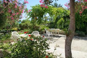 Rooms by the sea Vodice - 4228