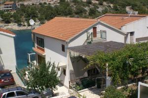 Apartments by the sea Bilo, Primosten - 4168 