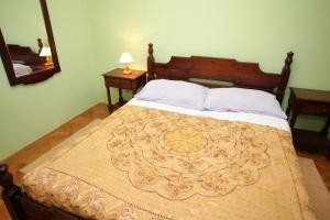 Apartments with parking space Vinisce, Trogir - 4276