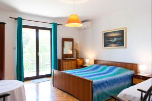 One-Bedroom Apartment with Balcony and Sea View room in Apartments by the sea Medulin - 2253