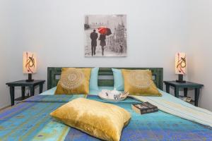 Seaside apartments with a swimming pool Rastici, Ciovo - 1084