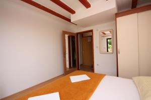 Apartments and rooms by the sea Supetarska Draga - Gonar, Rab - 2002