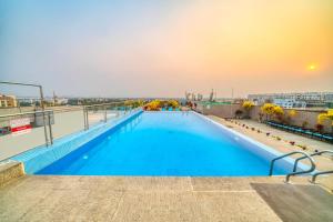 Holiday Inn Kolkata Airport by IHG