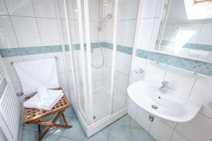 Apartments by the sea Zavala, Hvar - 2061