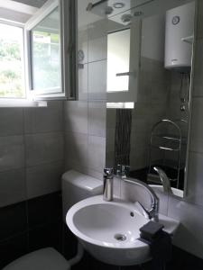 Apartments and rooms by the sea Sumpetar, Omis - 2099