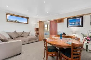 Forty South Cottage - A Secluded Waterside Getaway - 蒙塔古湾