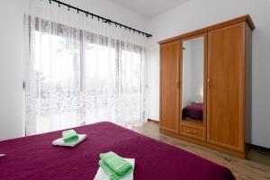 Family-friendly apartments with swimming pool Valbandon, Fazana - 2201