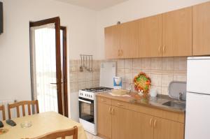 Apartments with parking space Lun, Pag - 4062