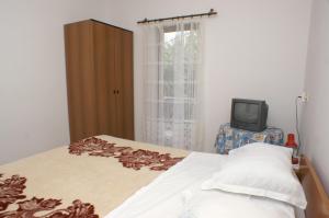 Apartments by the sea Stara Novalja, Pag - 4063