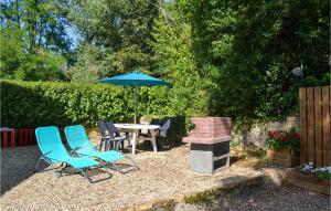 Appartements Awesome apartment in Vitrac with WiFi and 1 Bedrooms : photos des chambres