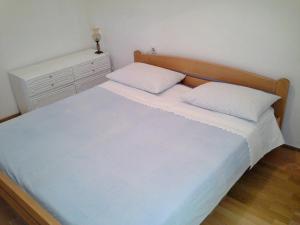 Apartments by the sea Zubovici, Pag - 4125