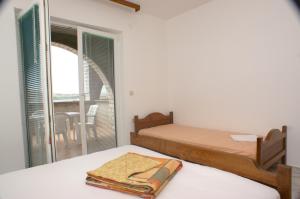 Apartments by the sea Zubovici, Pag - 4130