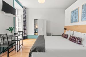 OX Apartments B Places