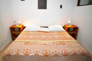 Apartments with parking space Vodice - 4180