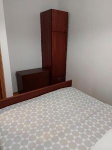 Apartments by the sea Necujam, Solta - 13884