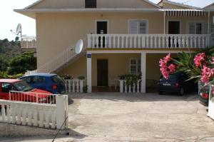 Apartments by the sea Grebastica, Sibenik - 4207