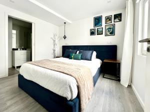 LUXURY PENTHOUSE - River Gallery Art - View&Center