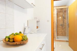 Apartments by the sea Rogoznica - 4162