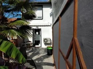 Logement entier, proche hyper centre, 2 étoiles SANS SPA - Casseneuil