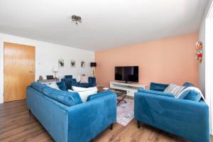 JOIVY Modern 2 bed flat near Murrayfield Stadium