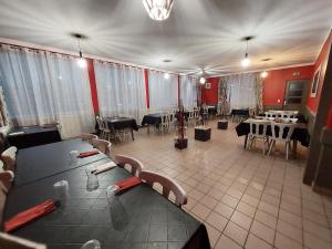 Hotels Hotel le Comtois : photos des chambres