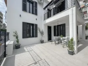 Katie's Lemon Tree House - Volos