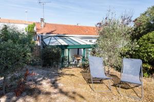 Maisons de vacances Maison a trois cents metre de la plage avec veranda lumineuse pour huit personnes : photos des chambres