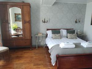 B&B / Chambres d'hotes Les Houstalous : photos des chambres