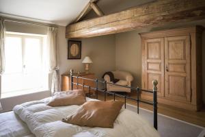 B&B / Chambres d'hotes Chateau Armand Heitz - Domaine Armand Heitz : photos des chambres