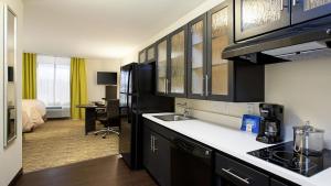Studio Suite room in Candlewood Suites Carrollton an IHG Hotel