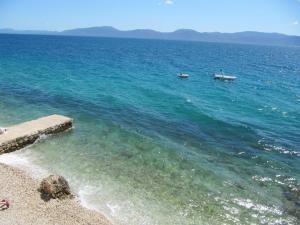 Apartments and rooms with a swimming pool Brist, Makarska - 15620 