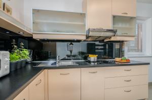 Apartments by the sea Malinska, Krk - 19227