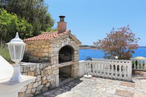 Apartment Brodarica 15270b