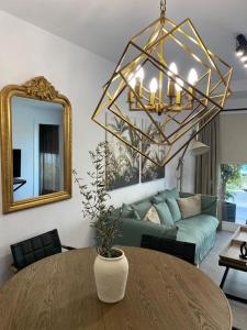 Roy Boston Marbella by Florentia Homes