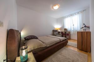 2 Bathrooms, Free Parking Spot, Prt Sea View