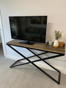 Roy Boston Marbella by Florentia Homes