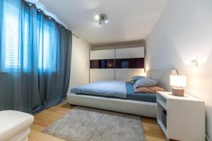 2 Bathrooms, Free Parking Spot, Prt Sea View 