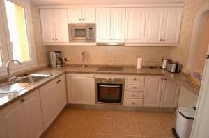Two-Bedroom Apartment with Pool View room in Marbella Beach Resort at Club Playa Real