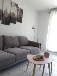 Appartements 2 Bedrooms Confortable Wifi FIBRE ALL EQUIPMENT Provided Near Airbus Alten Expleo Thales Sopra : photos des chambres