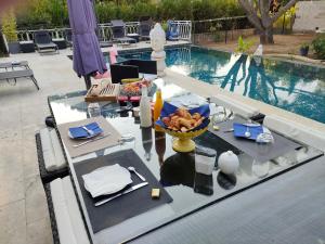 Au cœur de la Roque dAnthéron - Aux portes du Lubéron