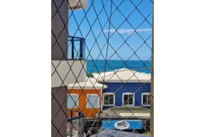 AM-303 Dpto a 50m del mar en centro de Bombinhas