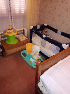 Maison entière avec parking, garage et jardin