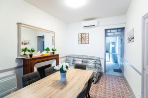 Appartement Les Halles , Climatisation, Terrasse, Garage