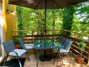 Maisons de vacances Le bon cottage Bungalow cocooning Wooden deck : photos des chambres